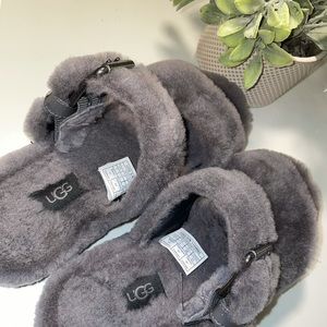 UGG Fuzz Yeah Slides